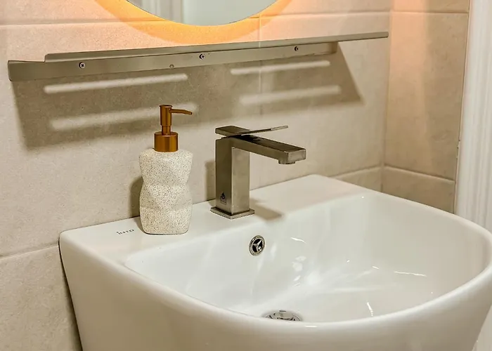 Apartment 잠실 6인숙소, 종합운동장역 도보3분, 강남,성수20분,롯데월드,올림픽공원 *